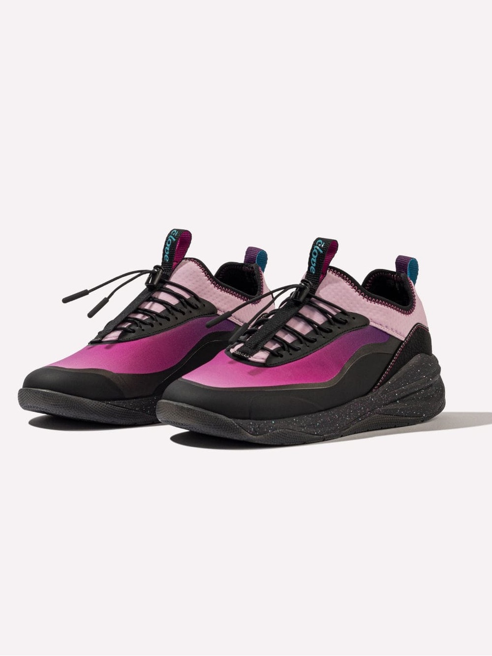 Clove Limited Edition Arctic Pink Aeros Women’s Size 9.5 Healthcare Work Sneaker
